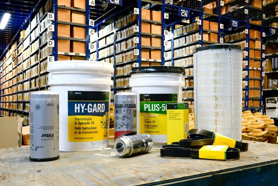 Variedad de repuestos, filtros y aceite para vehículos pesados, livianos y maquinaria